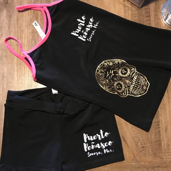 Short set - Picture 1 of 1